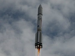 Запуск российского военного спутника "Благовест" с Байконура снова перенесли