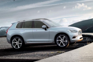 В Женеве назвали "Автомобилем года в Европе" кроссовер Volvo CX40